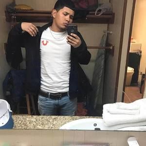 Meet your Posher, Marc